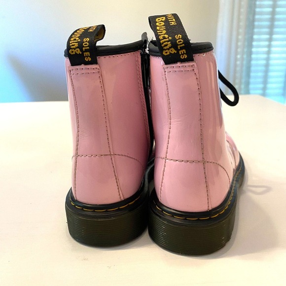 Dr. Martens Girl's Patent Leather Pink Combat Boots US Size 2 EU 1 Style 1460 J - Picture 6 of 8